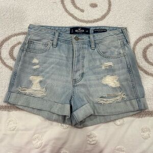 EUC Hollister size 5 (27) distressed high rise boyfriend jean shorts